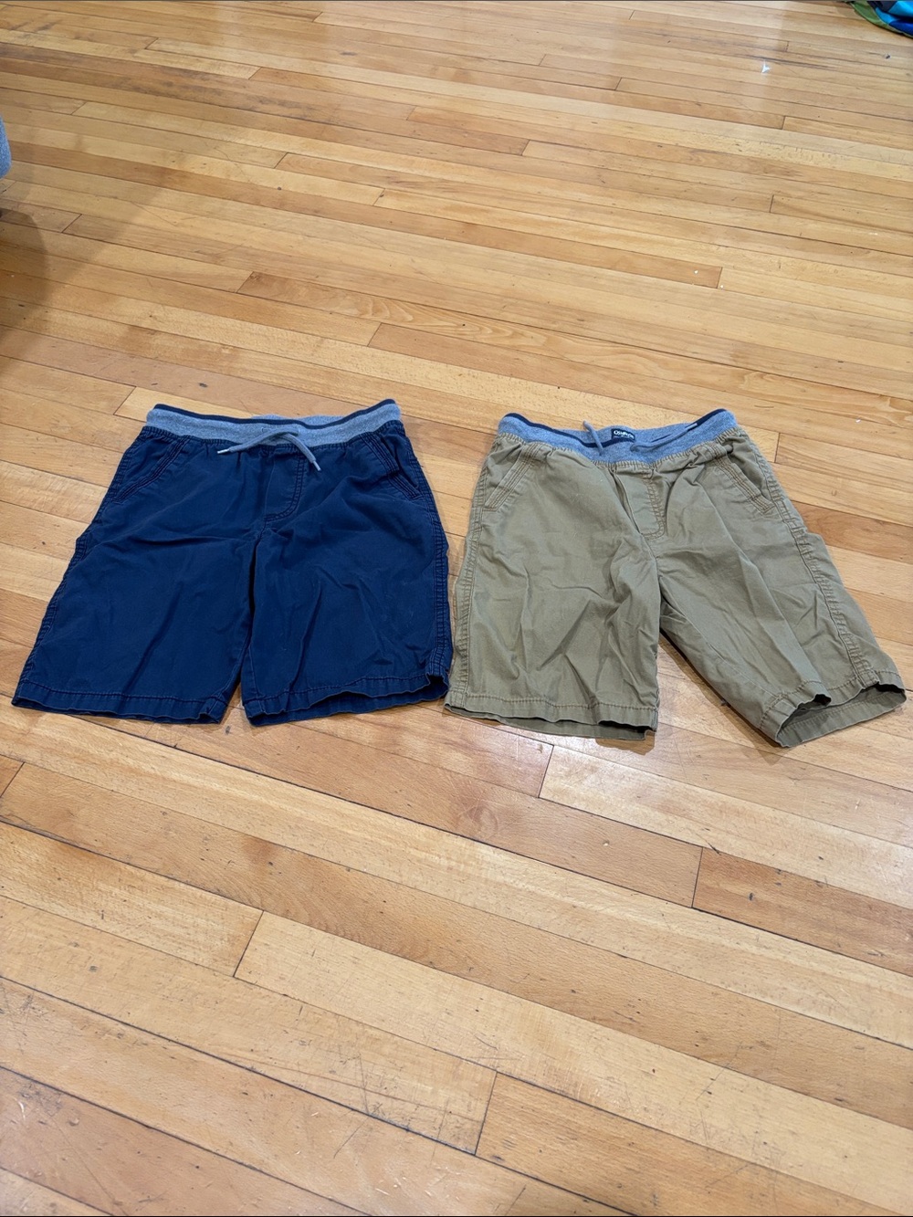 Boys OshKosh khaki shorts